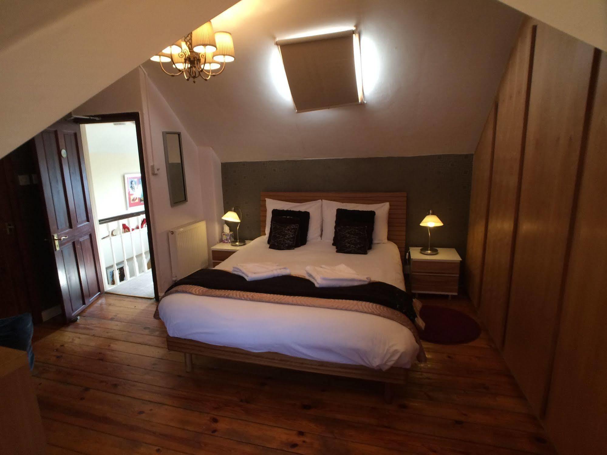 Ty Rosa Rooms كارديف المظهر الخارجي الصورة